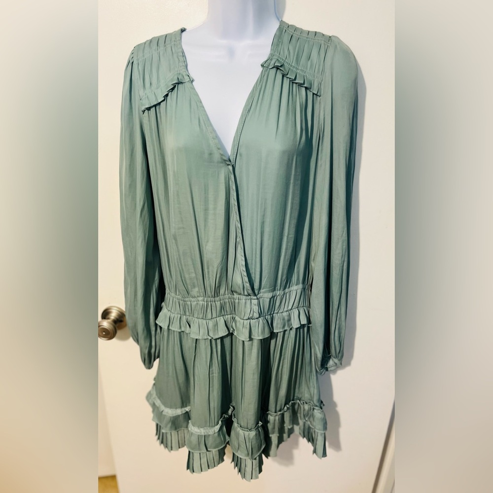DO+BE Sage Green Ruffle dress-Size L
